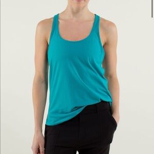 Lululemon 105 F Singlet Tank in Teal Blue